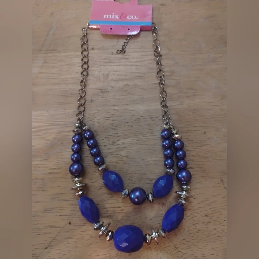 New Women's Purple Beaded Necklace - Picture 2 of 5